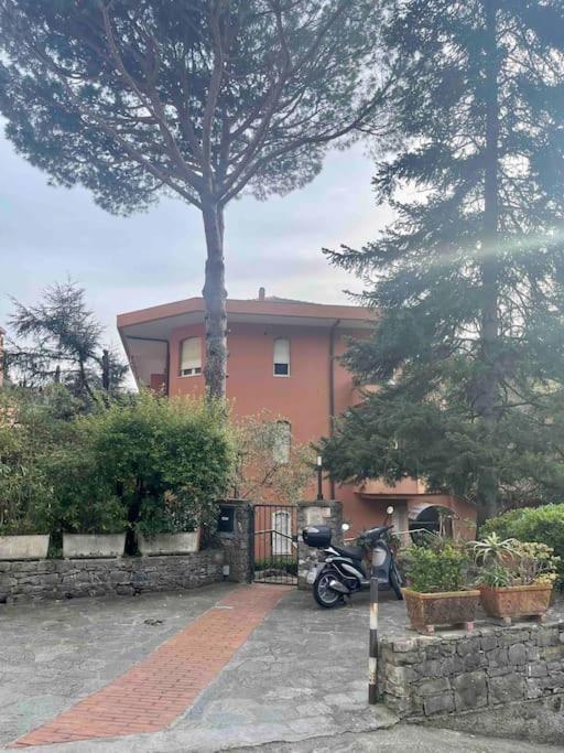 Appartement San Michele Di Pagana With Parking à Rapallo Extérieur photo